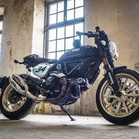 Scarico compatibile con Ducati Scrambler 800 2015-2016, Deeptone Inox, Coppia di terminali di scarico omologati, forniti con db killer removibile, catalizzatori e raccordi specifici