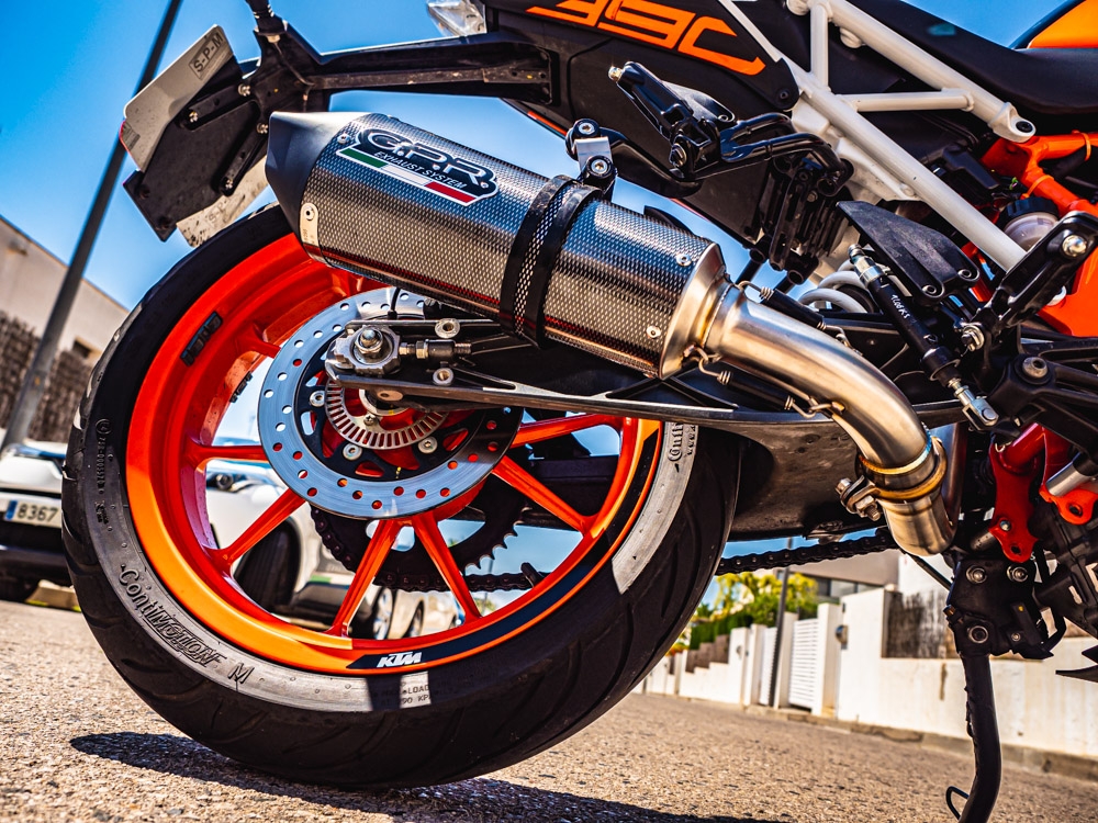 Scarico compatibile con Ktm Duke 250 2017-2020, GP Evo4 Poppy, Scarico omologato, silenziatore con db killer estraibile e raccordo specifico