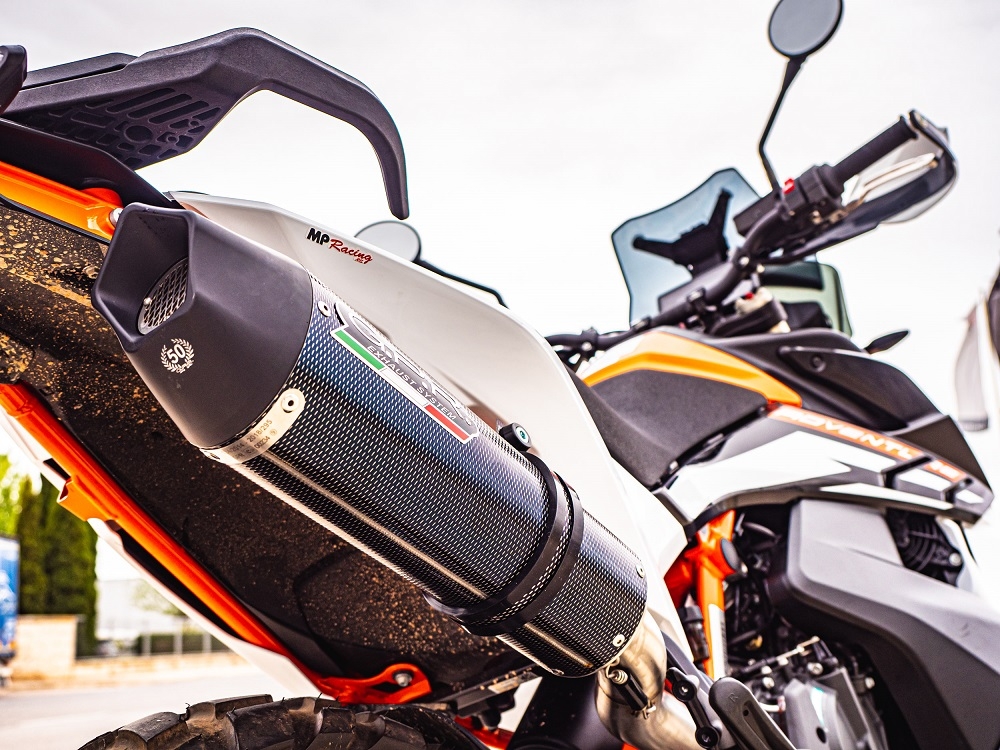 Scarico compatibile con Husqvarna Norden 901 2022-2024, GP Evo4 Poppy, Scarico omologato, silenziatore con db killer estraibile e raccordo specifico