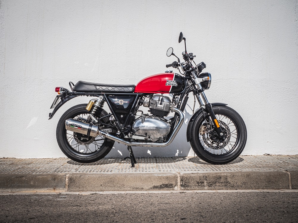 Scarico compatibile con Royal Enfield Interceptor 650 2021-2024, Satinox, Coppia di terminali di scarico omologati, forniti con db killer removibile, catalizzatori e raccordi specifici