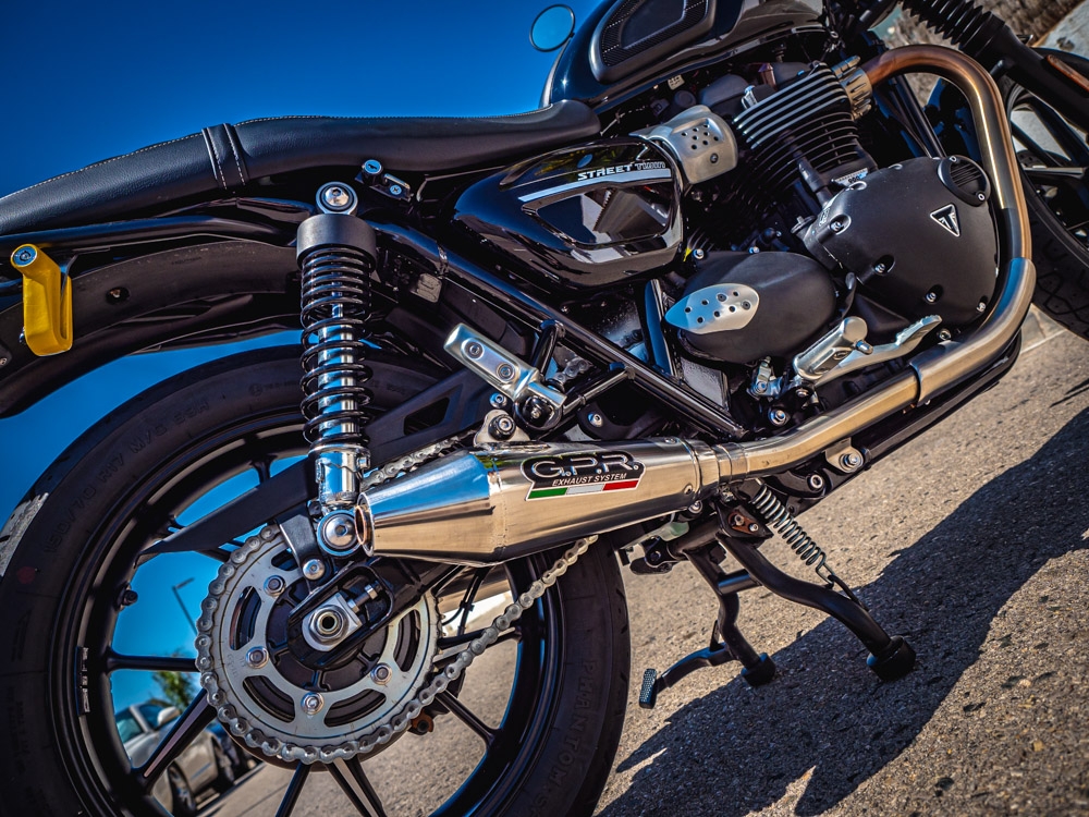 Scarico compatibile con Triumph Street Twin 900 2020-2021, Vintacone, Coppia di terminali di scarico omologati, forniti con db killer removibili e raccordi specifici