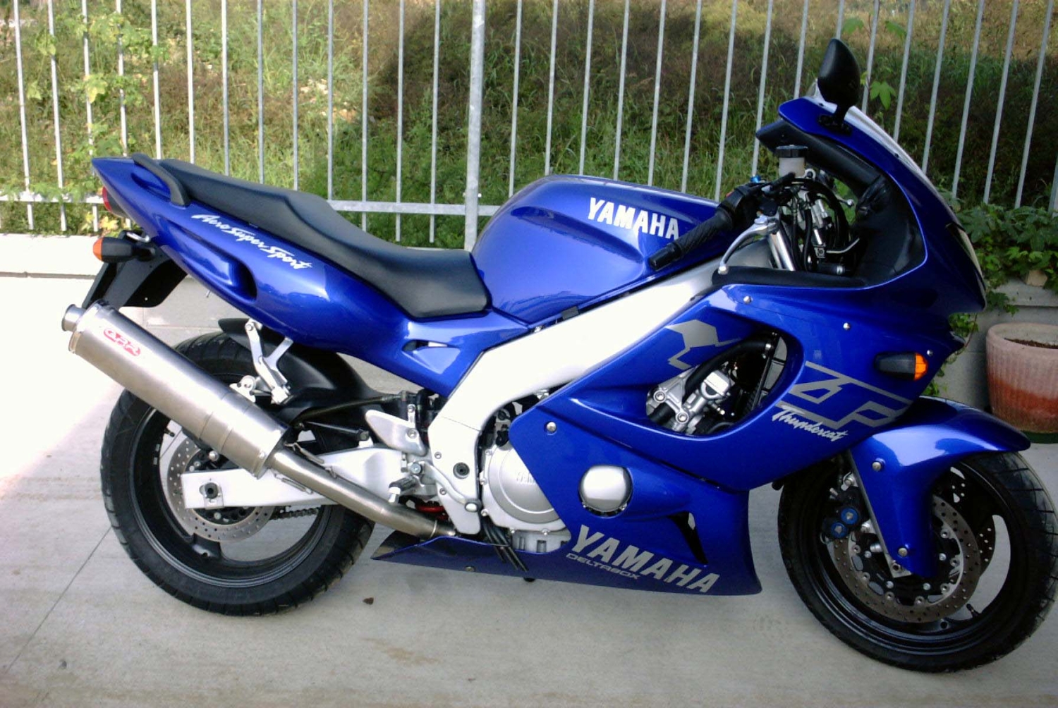 Exhaust compatible with Yamaha Yzf 600 R Thundercat 1996-2003, Trioval, Homologated legal slip-on exhaust including removable db killer and link pipe 