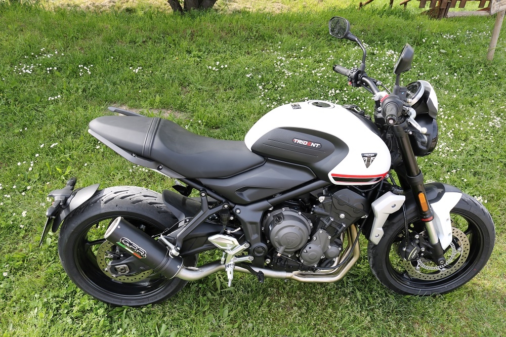 Scarico compatibile con Triumph Trident 660 2021-2024, M3 Black Titanium, Scarico completo omologato,fornito con db killer estraibile,catalizzatore e collettore