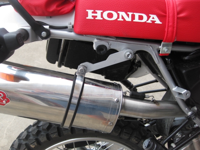 Scarico compatibile con Honda Xr 650 R 2000-2008, Furore Nero, Scarico omologato, silenziatore con db killer estraibile e raccordo specifico