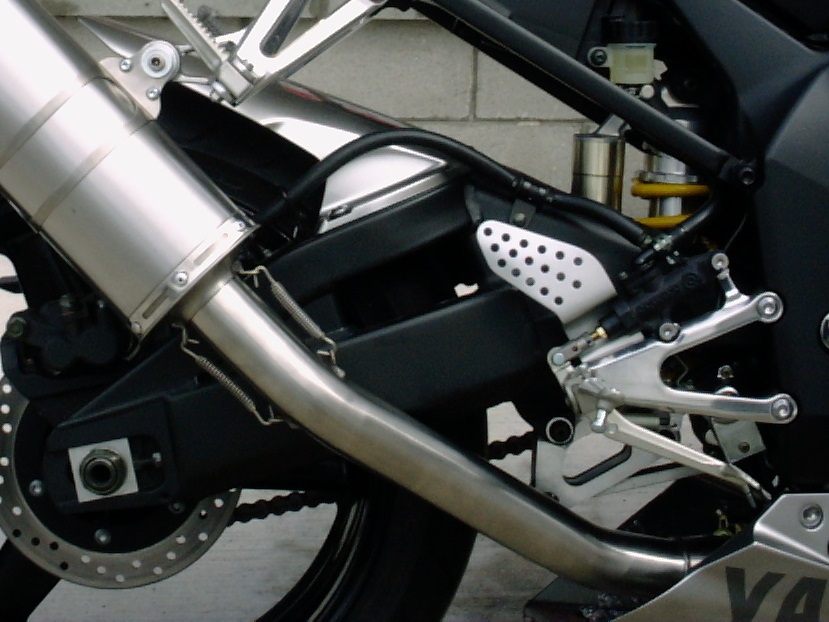 Exhaust compatible with Yamaha Yzf 1000 R1 2002-2003, Albus Ceramic, Homologated legal slip-on exhaust including removable db killer and link pipe 
