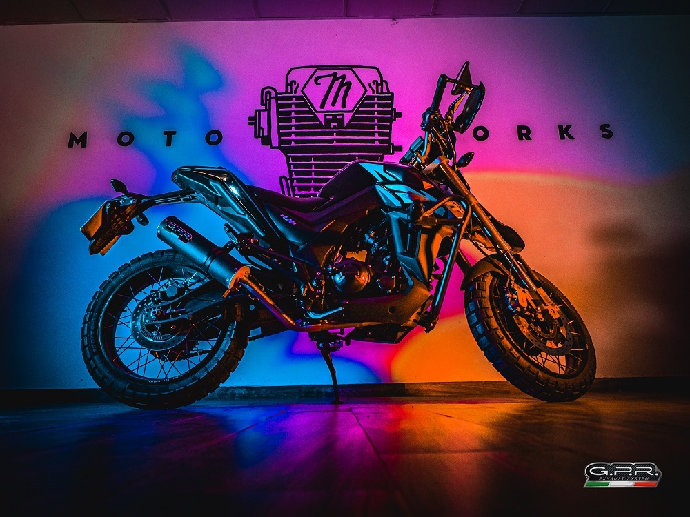 Scarico compatibile con Zontes Gk 125 2022-2024, M3 Black Titanium, Scarico completo omologato,fornito con db killer estraibile,catalizzatore e collettore