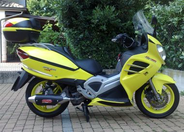 Scarico compatibile con Malaguti Spidermax 500 GT 2004-2011, Power Bomb, Scarico omologato, silenziatore con db killer estraibile e raccordo specifico