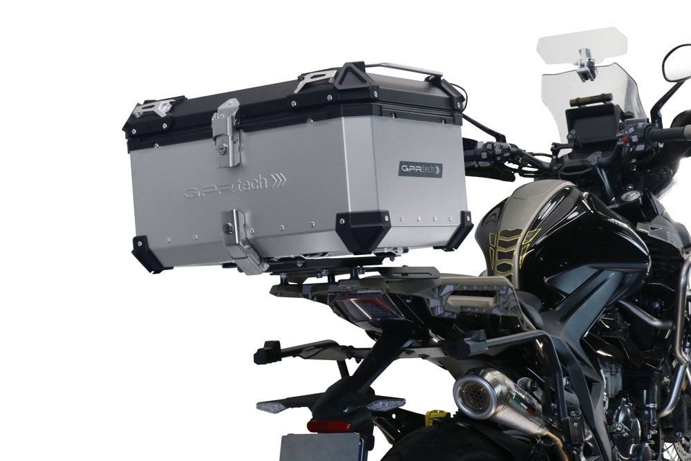 TOP CASE - BAULETTO GPR TECH COMPATABILE CON Zontes 350 T1 ADV 2022/2024 e5 GPR TECH BAULETTO TOP CASE ALPI-TECH 45 LT. COLORE ARGENTO CON PIASTRA SPECIFICA 