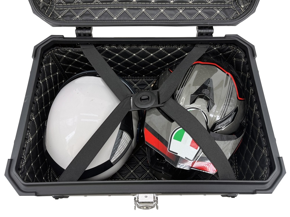 TOP CASE - BAULETTO GPR TECH COMPATABILE CON Benelli Trk 502 2017/2020 e4 GPR TECH BAULETTO TOP CASE ALPI-TECH 55 LT COLORE ARGENTO CON PIASTRA SPECIFICA 