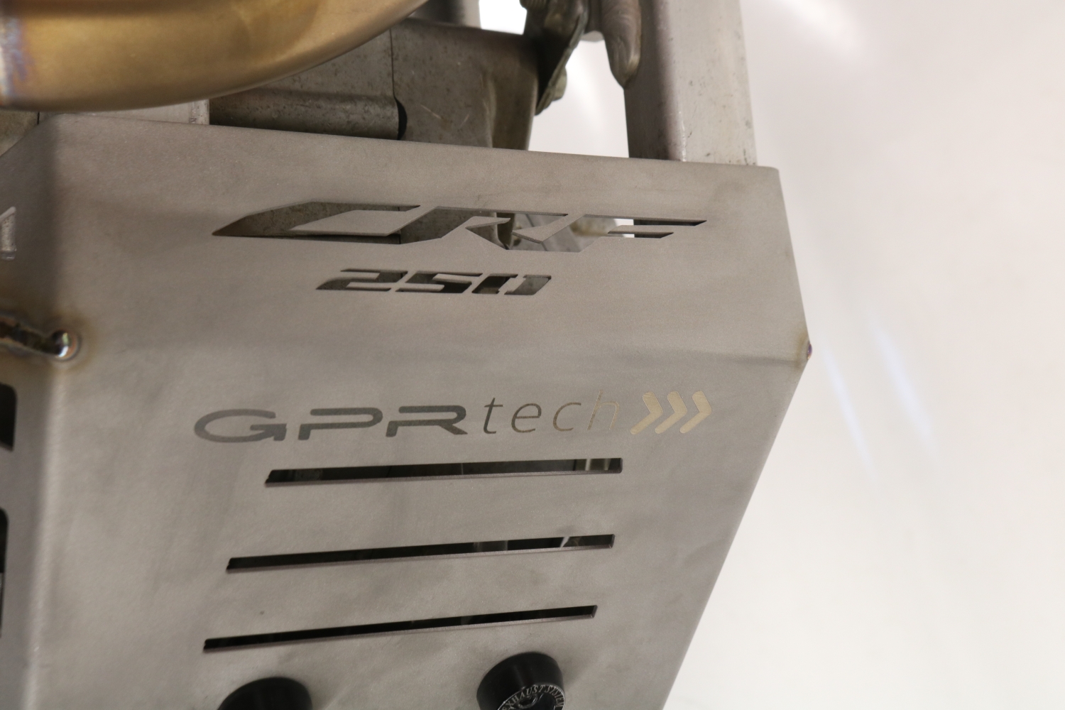 Titanium Skid plate GPR TECH compatible with  Benelli Trk 502 X 2021/2024 e5