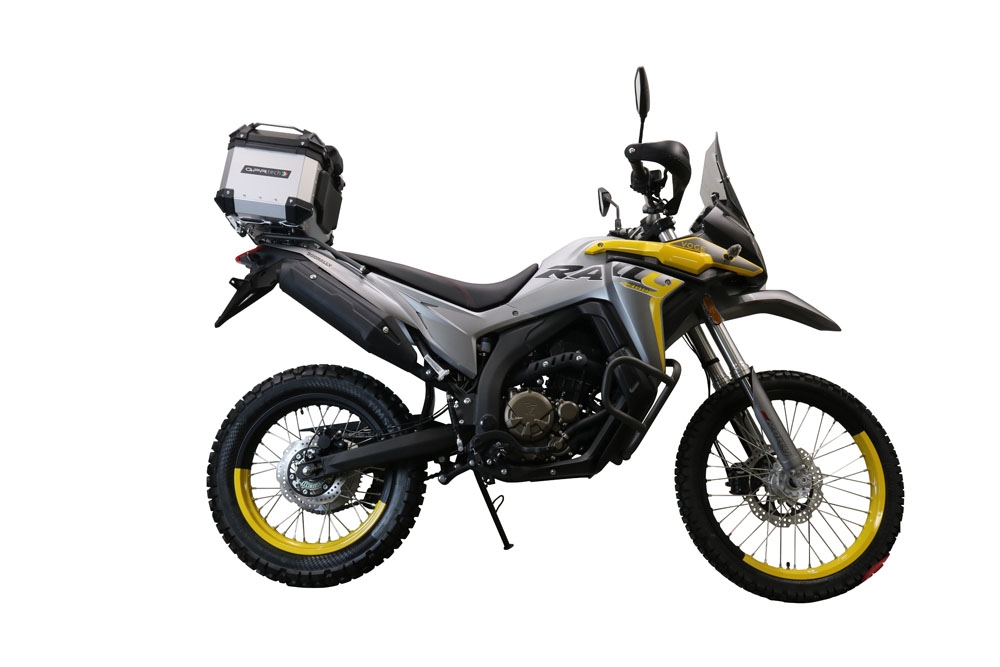 TOP CASE - BAULETTO GPR TECH COMPATABILE CON Voge 300Rally 2022/2024 e5 GPR TECH BAULETTO TOP CASE ALPI-TECH 26 LT, COLORE ARGENTO CON PIASTRA SPECIFICA 
