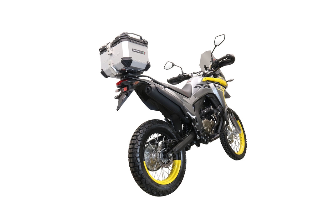 TOP CASE - BAULETTO GPR TECH COMPATABILE CON Voge 300Rally 2022/2024 e5 GPR TECH BAULETTO TOP CASE ALPI-TECH 26 LT, COLORE ARGENTO CON PIASTRA SPECIFICA 
