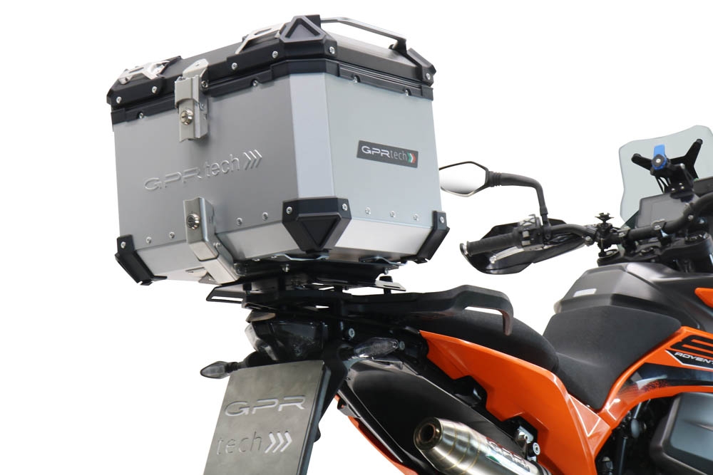 TOP CASE - BAULETTO GPR TECH COMPATABILE CON Ktm Adventure 890 - 890 R Rally 2020/2024 e5 GPR TECH BAULETTO TOP CASE ALPI-TECH 55 LT COLORE ARGENTO CON PIASTRA SPECIFICA 