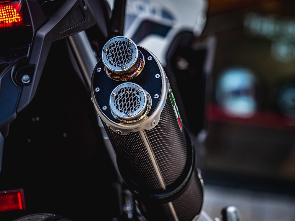 Exhaust compatible with Triumph Tiger 900 2020-2023, Dual Poppy, Homologated legal slip-on exhaust including removable db killer and link pipe 