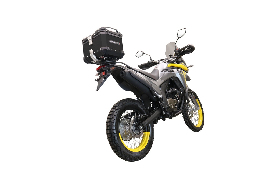 TOP CASE - BAULETTO GPR TECH COMPATABILE CON Voge 300Rally 2022/2024 e5 GPR TECH BAULETTO TOP CASE ALPI-TECH 26 LT, COLORE NERO CON PIASTRA SPECIFICA 