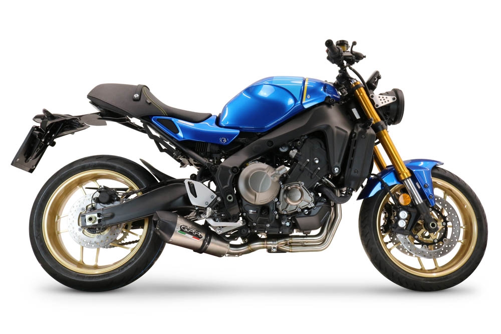 Scarico compatibile con Yamaha XSR900 2022-2024, Gpe Ann. titanium, Scarico completo racing, fornito con db killer estraibile e collettore, non conforme per uso stradale