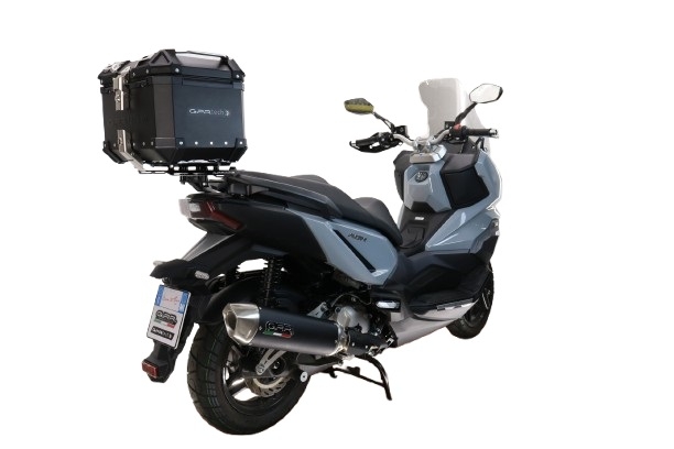 TOP CASE - BAULETTO GPR TECH COMPATABILE CON Bmw G 310 Gs 2017/2021 e4 GPR TECH BAULETTO TOP CASE ALPI-TECH 26 LT, COLORE NERO CON PIASTRA SPECIFICA 