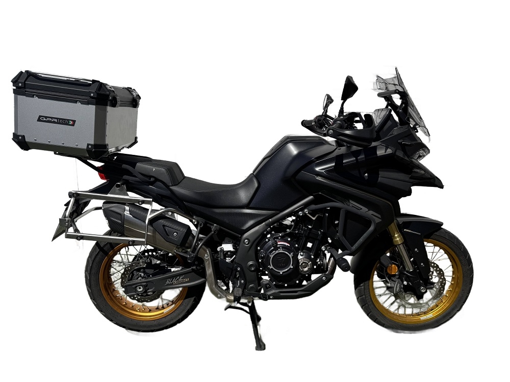 TOP CASE - BAULETTO GPR TECH COMPATABILE CON Voge 525DSX 2023/2025 e5 GPR TECH BAULETTO TOP CASE ALPI-TECH 45 LT. COLORE ARGENTO CON PIASTRA SPECIFICA 