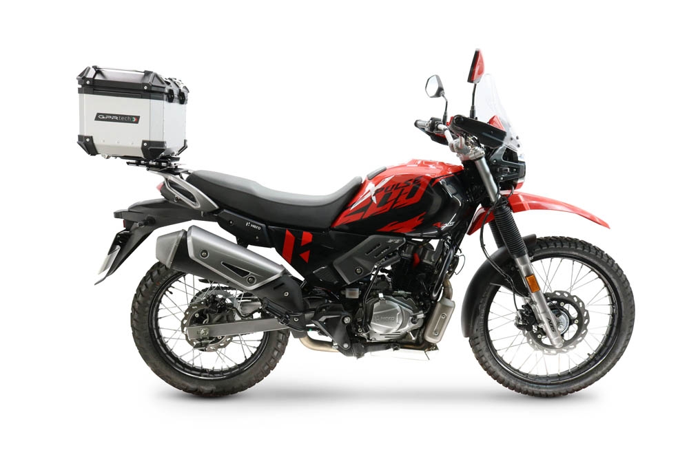 TOP CASE - BAULETTO GPR TECH COMPATIBILE CON Hero Xpulse 200 4V 2025/2026 E5 plus GPR TECH BAULETTO TOP CASE ALPI-TECH 26 LT, COLORE ARGENTO CON PIASTRA SPECIFICA 