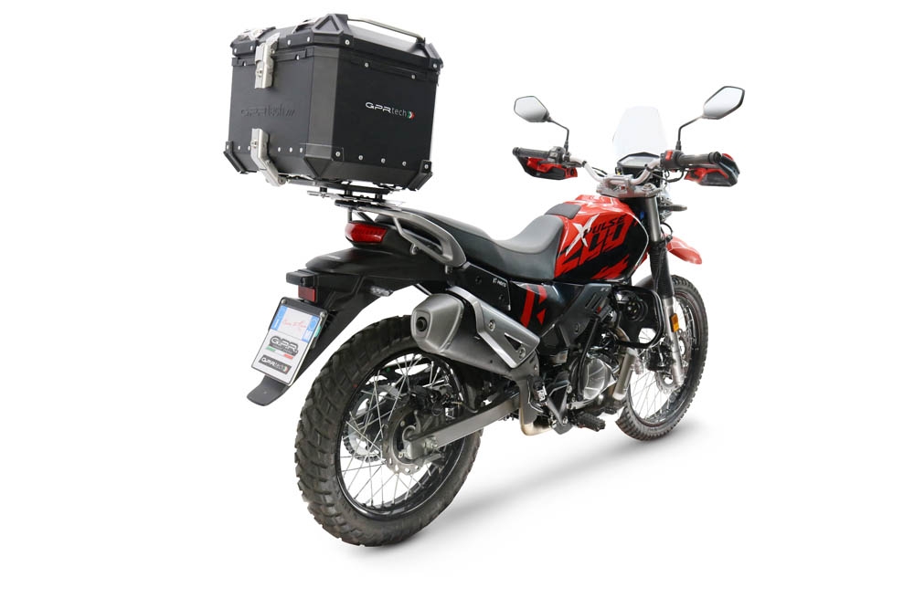 TOP CASE - BAULETTO GPR TECH COMPATIBILE CON Hero Xpulse 200 BS6 4V 2021/2024 E5 GPR TECH BAULETTO TOP CASE ALPI-TECH 35 LT. COLORE NERO CON PIASTRA SPECIFICA 