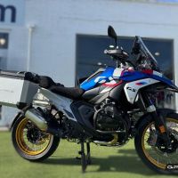 GPR TECH COMPATABILE CON BMW R 1300 GS Adventure 2023/2025 GPR TECH COPPIA DI VALIGIE LATERALI ARGENTO ALPI-TECH 38 LT. + 38 LT. CON TELAIO SPECIFICO 