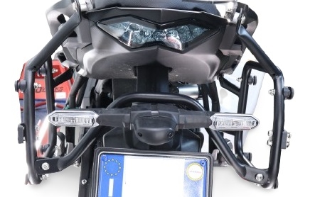 GPR TECH COMPATABILE CON Bmw F 800 Gs 2024/2025 e5 GPR TECH Telaio specifico per valigie laterali capienza 38 Lt + 32 Lt., colore nero 